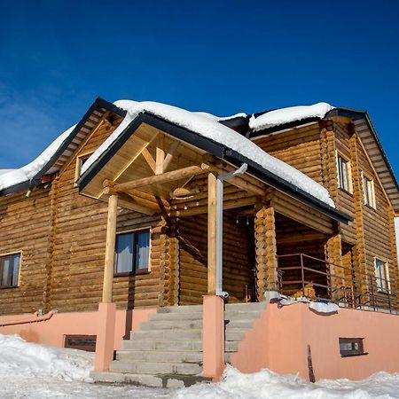 Snow Time Eco Chalet Гудаури Екстериор снимка