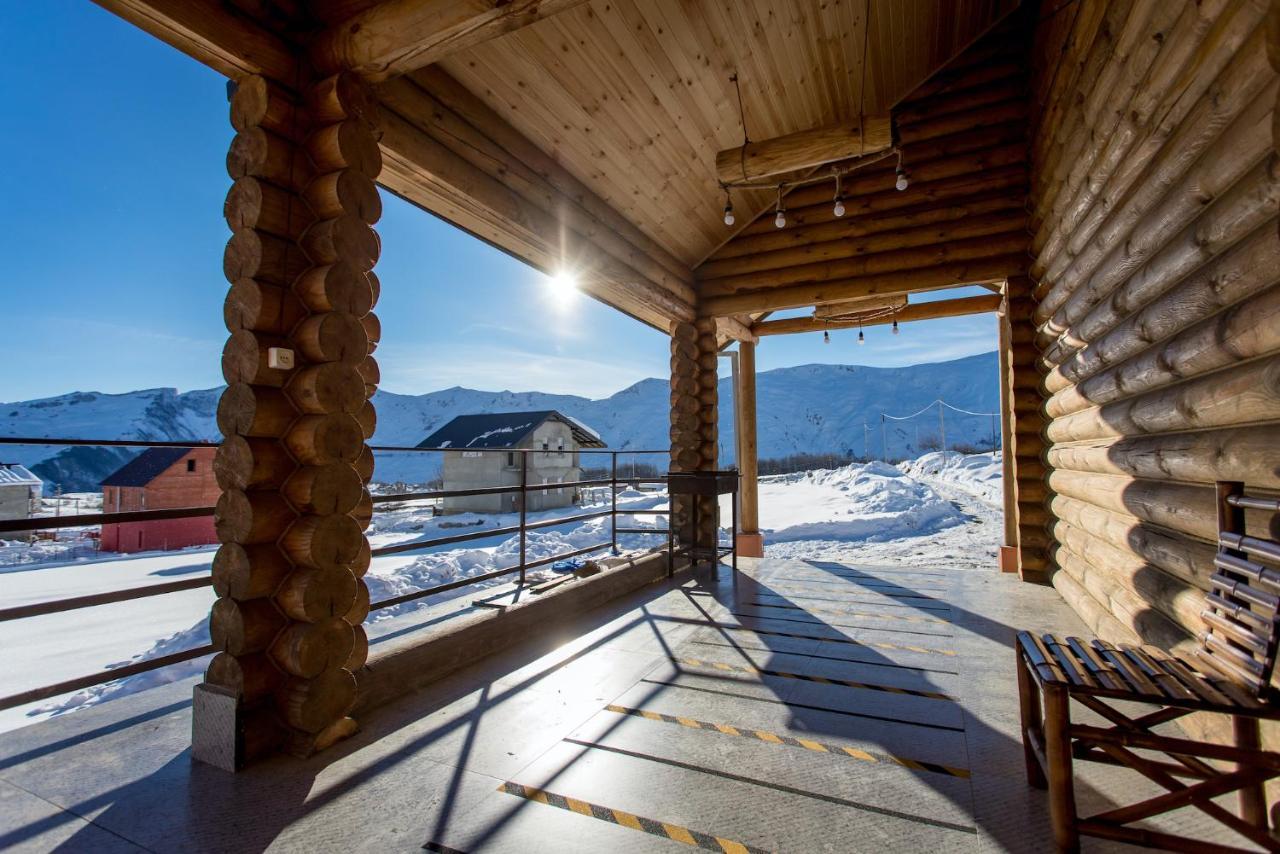 Snow Time Eco Chalet Гудаури Екстериор снимка