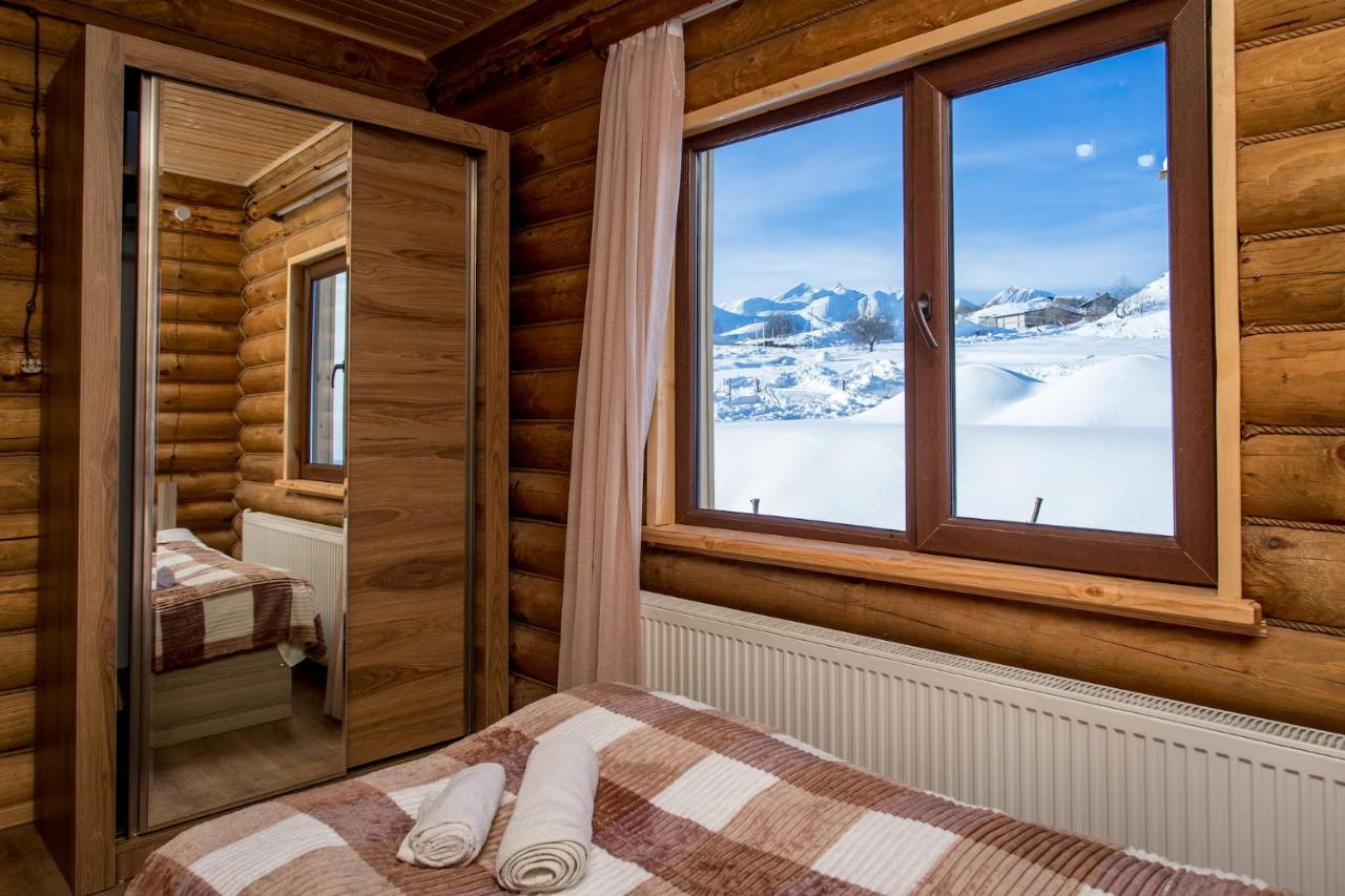 Snow Time Eco Chalet Гудаури Екстериор снимка