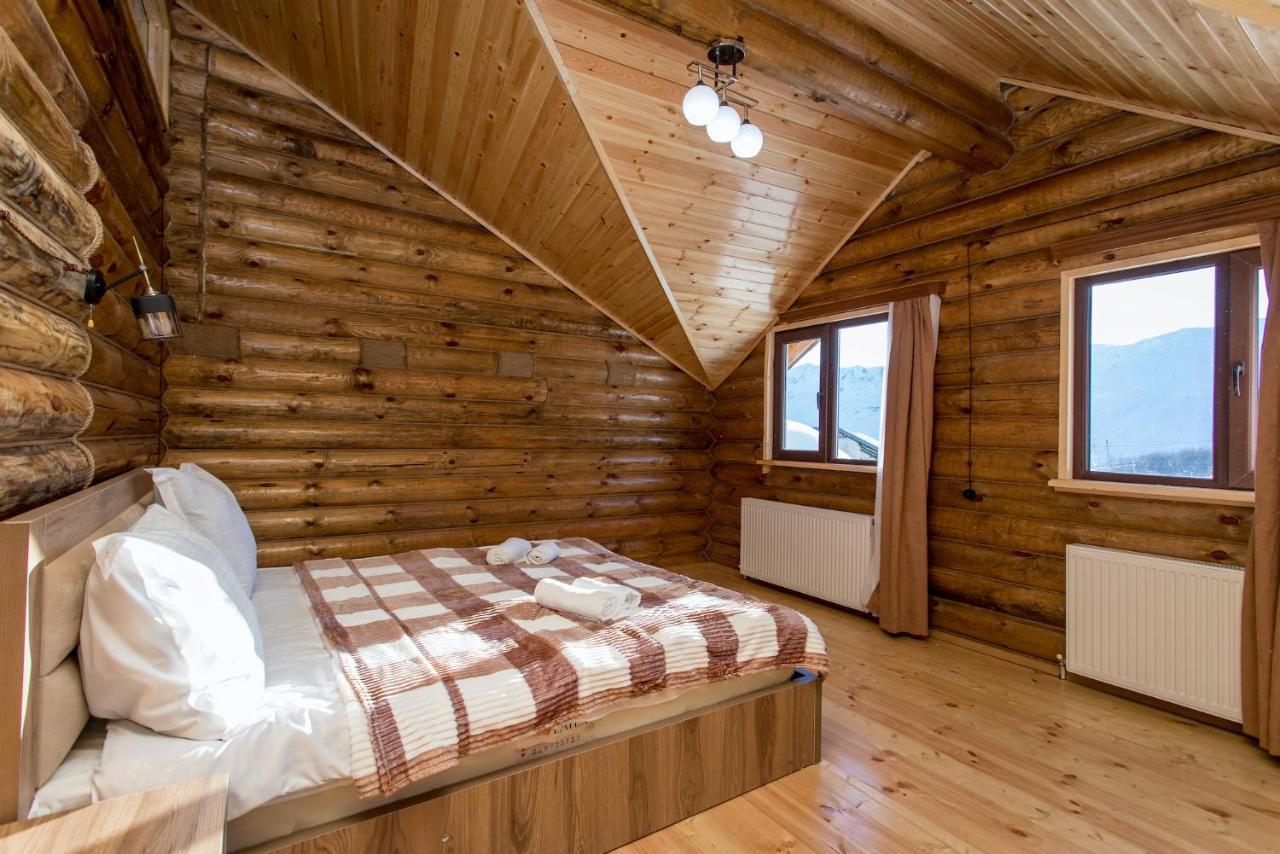 Snow Time Eco Chalet Гудаури Екстериор снимка