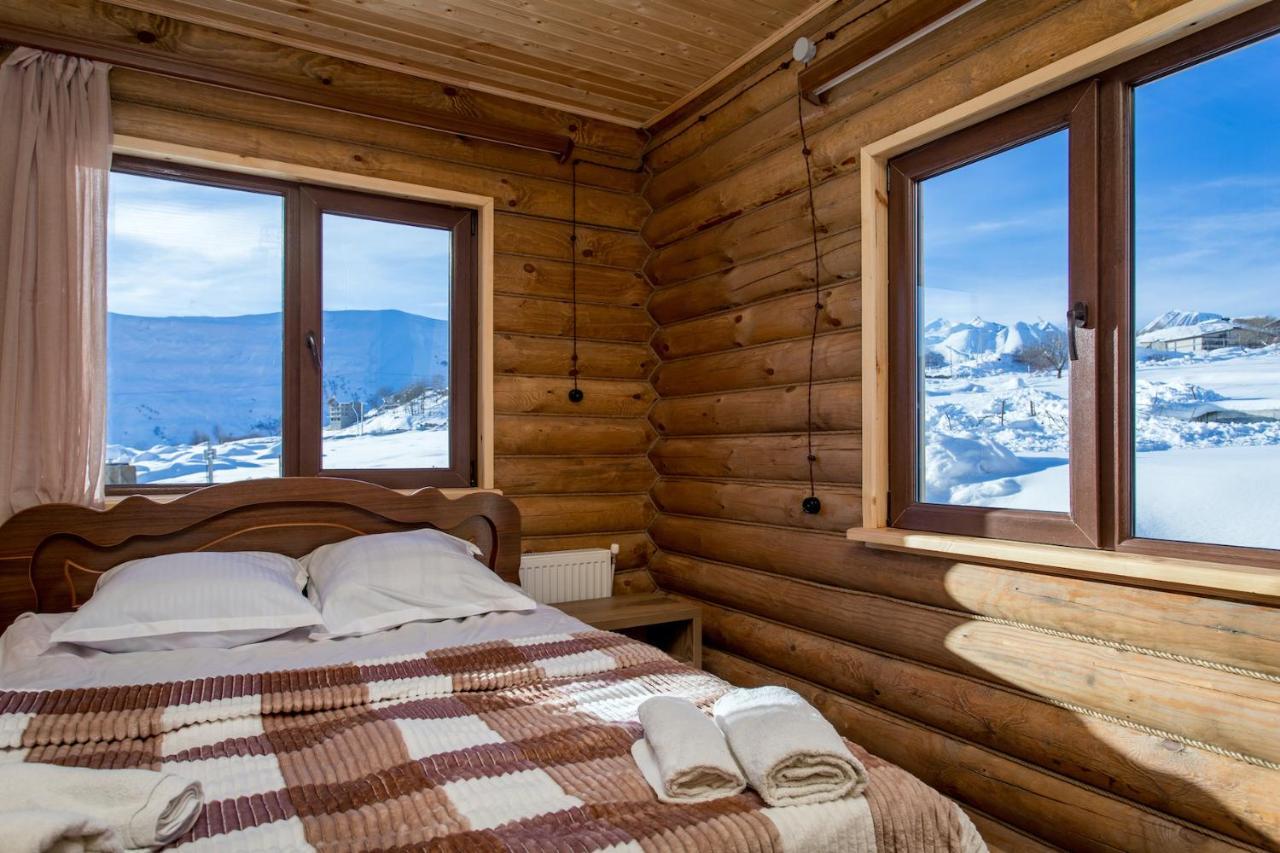 Snow Time Eco Chalet Гудаури Екстериор снимка