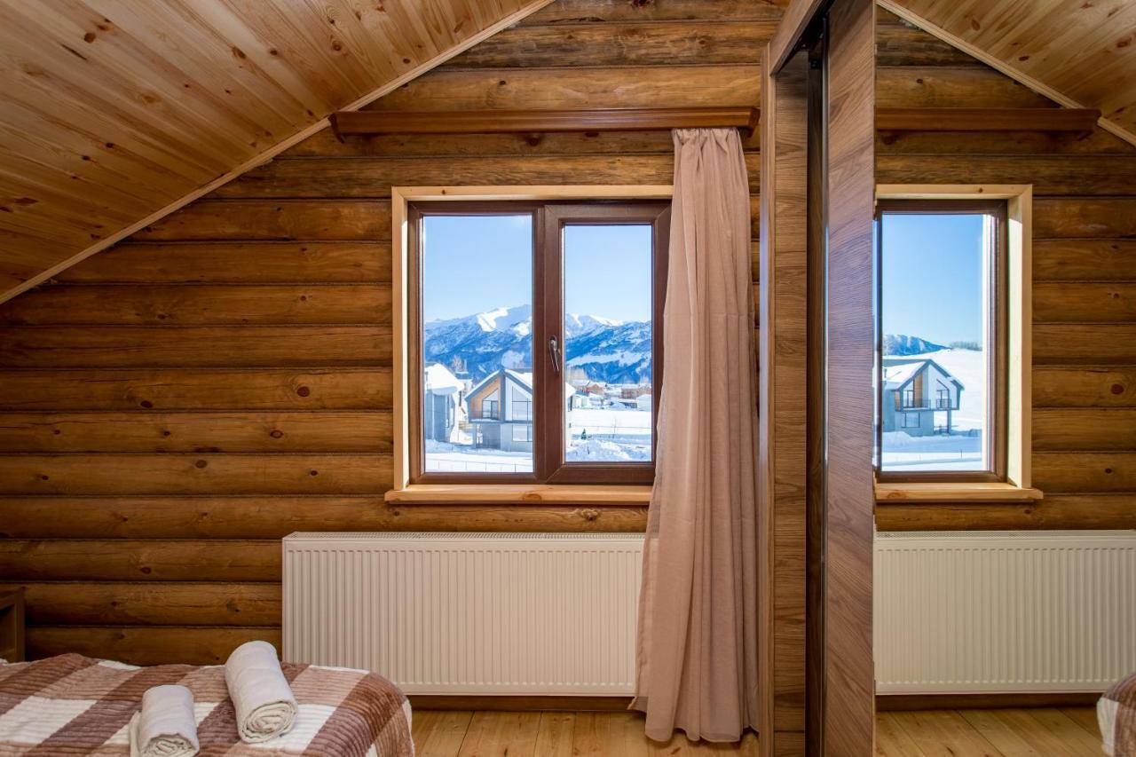 Snow Time Eco Chalet Гудаури Екстериор снимка