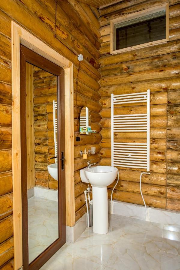 Snow Time Eco Chalet Гудаури Екстериор снимка