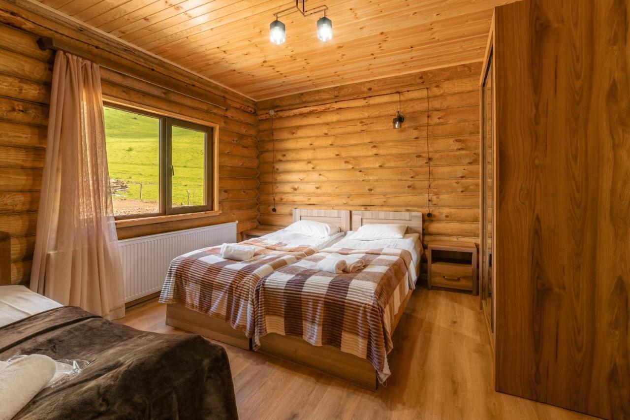 Snow Time Eco Chalet Гудаури Екстериор снимка