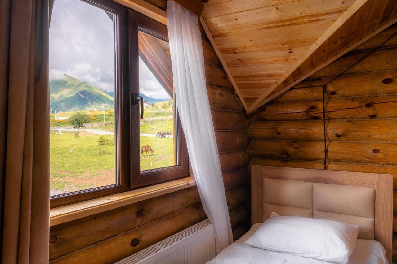 Snow Time Eco Chalet Гудаури Екстериор снимка
